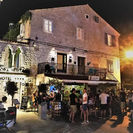 Апартаменты Yacht Marina Trogir, Heritage Bella Vistaa Трогир