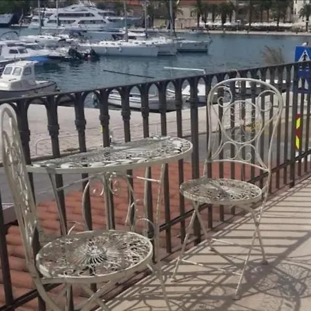 Yacht Marina Trogir, Heritage Bella Vistaa Апартаменты